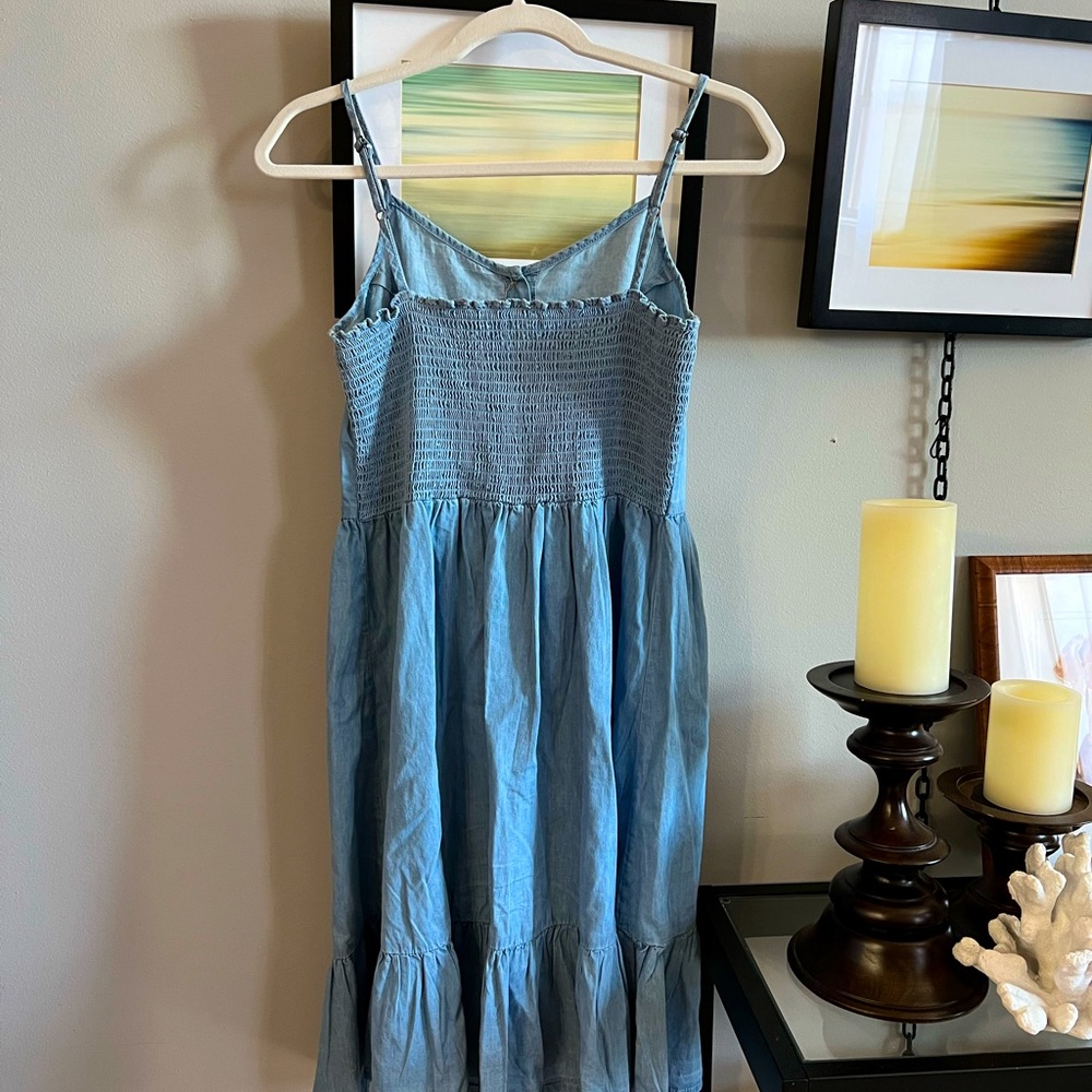 NWOT Dress Adjustable Spaghetti Strap, Smocking in Back with Ruffle Bottom. - Picture 2 of 4